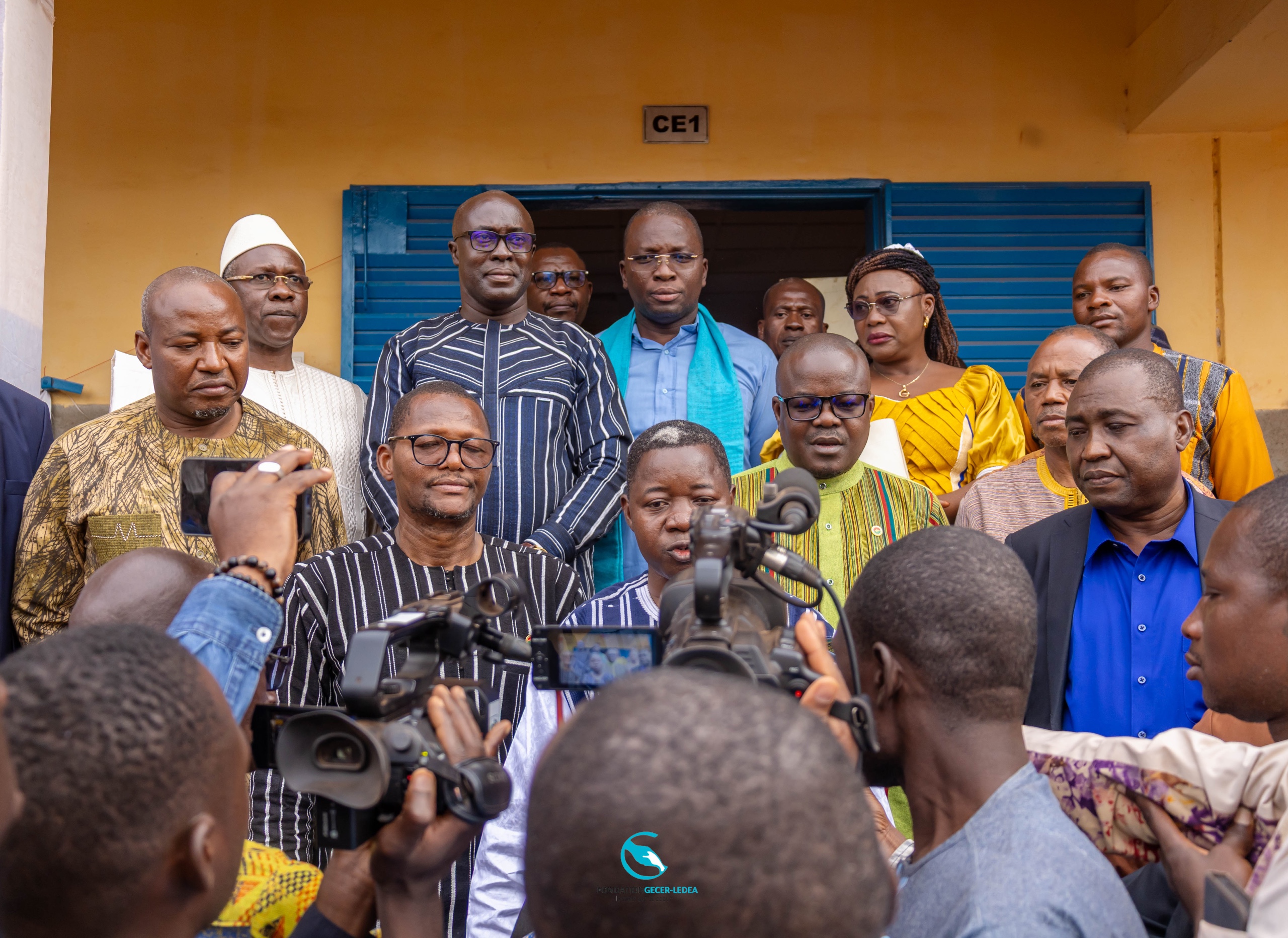 La cérémonie officielle de remise des clés des nouvelles infrastructures scolaires de Gondologo, Souly et Saye